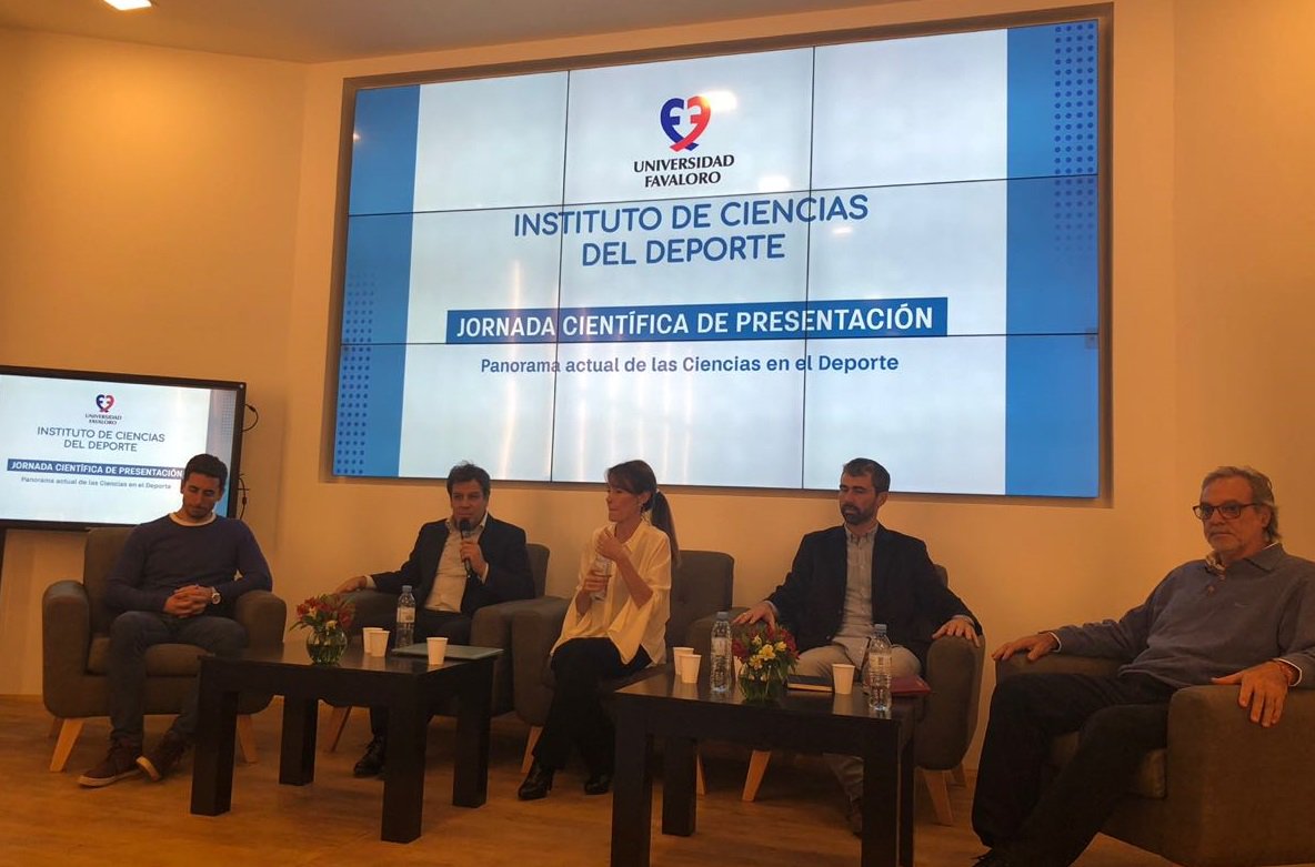 ManesF's tweet photo. Un placer estar presente en la inauguración del Instituto de Ciencias del Deporte de la @unifavaloro y hablar sobre el rol de la motivación, la atención y el control mental en los atletas. https://t.co/seKvd5NNS3