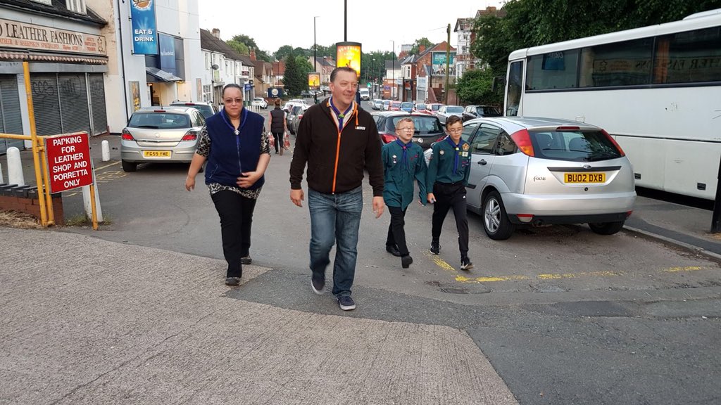 8thCovScouts's tweet photo. Had lots of fun tonight on our first chip shop hike round Radford https://t.co/hxLfkY3Ewr