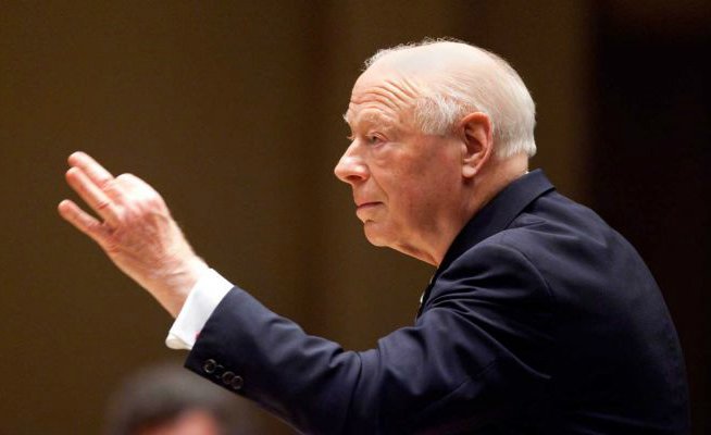We are relieved that honorary conductor Bernard Haitink is doing well under the circumstances.After tonight's concert <a href="/Concertgebouw/">Het Concertgebouw</a>, during applause,he fell while on stage.He is now recovering in his hotel.This of course gave us all quite a scare.Thank you all for your concern!
