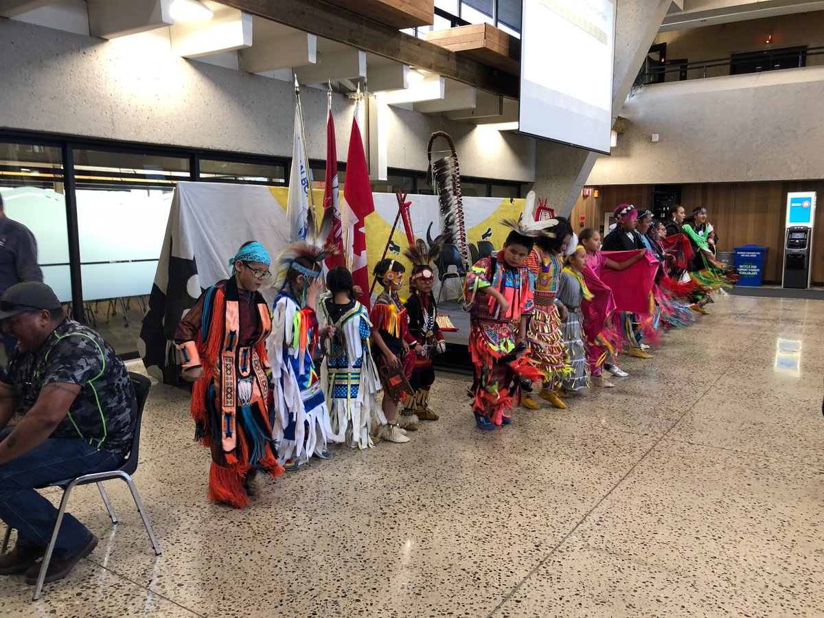 Blackfoot youth dancers performed beautifully yesterday at the Stabilizing Indigenous Languages Symposium 2018 <a href="/uLethbridge/">ULethbridge</a> ! #indigenouslanguages #indigenousyouth #languagerevitalization