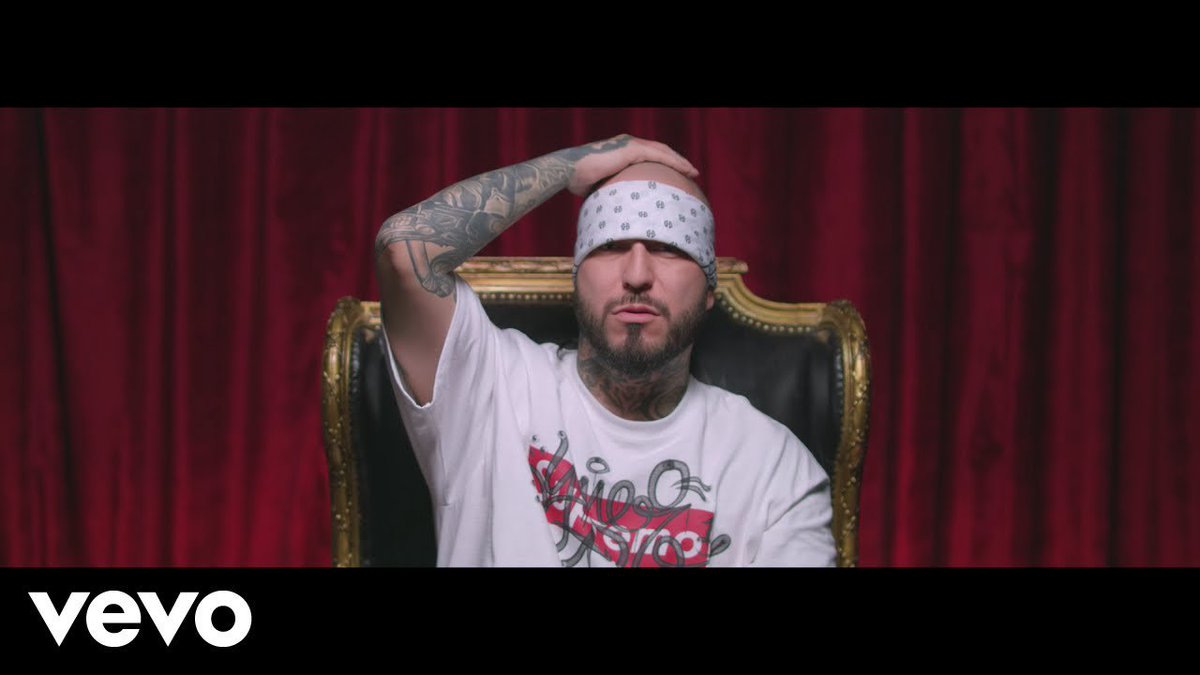 ¡Ya pueden ver el nuevo video de <a href="/dhariuselocaso/">DHARIUS</a>! #TeGustanMalos smarturl.it/TeGustanMalosVV