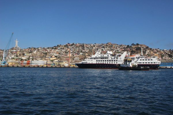 PortalPortuario's tweet photo. Puerto Coquimbo invertirá USD 3 millones para recuperar borde costero https://t.co/98Agf5jf10 https://t.co/OAp04uKWbE