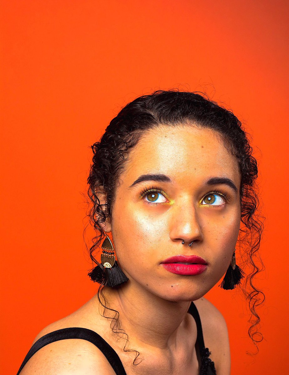 angelemarie_'s tweet photo. Channeling my inner Frida Kahlo/Spanish Flamenco dancer💃🏻..I had such a great time walking for you and modeling your beautiful pieces 🧡
#printmodel #scoutme #dancer #actress #nextmodels #nycmodel #portraitmodel #wabde #megascout #m4scouting #pmawantsyou #bellaLA #bellaagency https://t.co/NykdNAMkDq