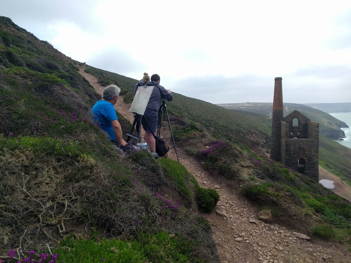 xkjoan's tweet photo. When you go out painting with a friend, on a virtually deserted cliff in Cornwall, and this happens. . . https://t.co/qZ2sLmmHwT