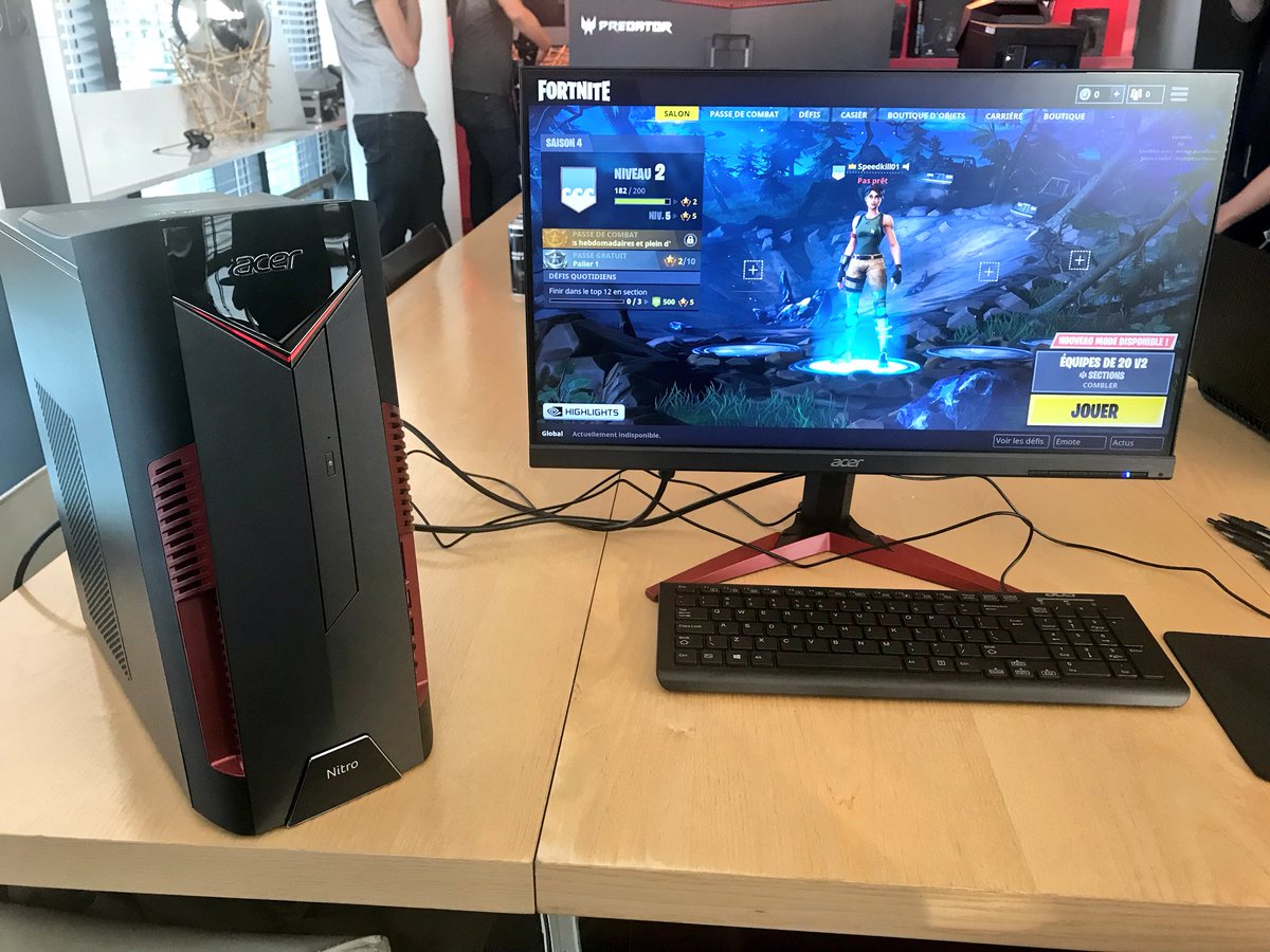 offblink's tweet photo. Plein de nouvelles configurations PC et même un sac Predator avec un look bien cool pour transporter tout son matos 💻⌨️🖱
#AcerWindows #ExplorerParty https://t.co/vzXuplMOna