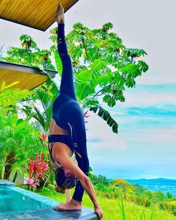 VCTourism's tweet photo. Yoga and relaxation with the perfect view . Nothing like jacuzzi side yoga before a quick dip to relax . #Yoga #Jacuzzi #CostaRica #LuxuryHotel https://t.co/rLyGi0JHwL