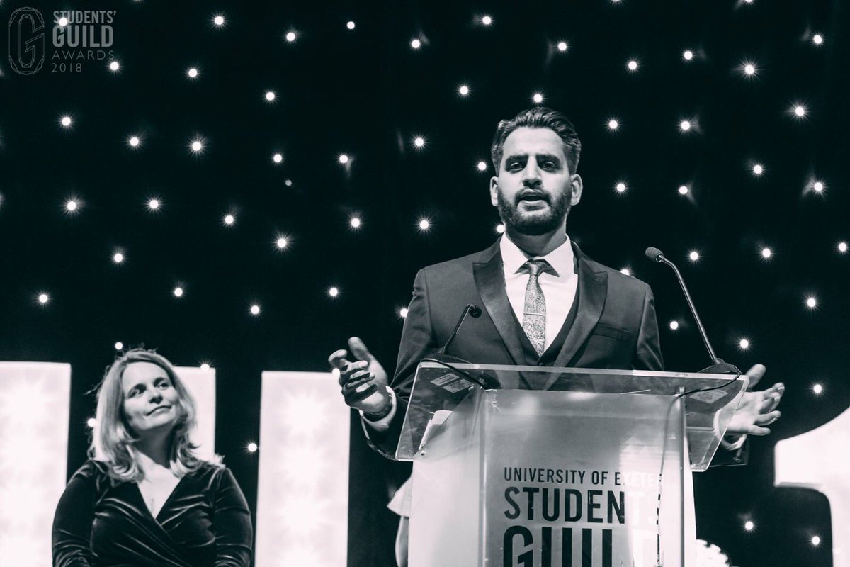 WaheedURAhmed1's tweet photo. So incredibly humbled to have won the most distinguished honour that the @ExeterGuild awards - The @UniofExeter Student Leader of the Year 2018!ππThis is truly the highlight of what has been an amazing year!ππ» @ExeterMed @Clive_Ballard @ExeterSurgSoc #ExeterGA2018 #SelfBelief https://t.co/qsYPj4a21K