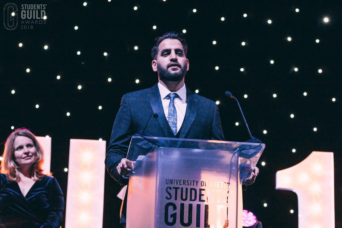 WaheedURAhmed1's tweet photo. So incredibly humbled to have won the most distinguished honour that the @ExeterGuild awards - The @UniofExeter Student Leader of the Year 2018!ππThis is truly the highlight of what has been an amazing year!ππ» @ExeterMed @Clive_Ballard @ExeterSurgSoc #ExeterGA2018 #SelfBelief https://t.co/qsYPj4a21K