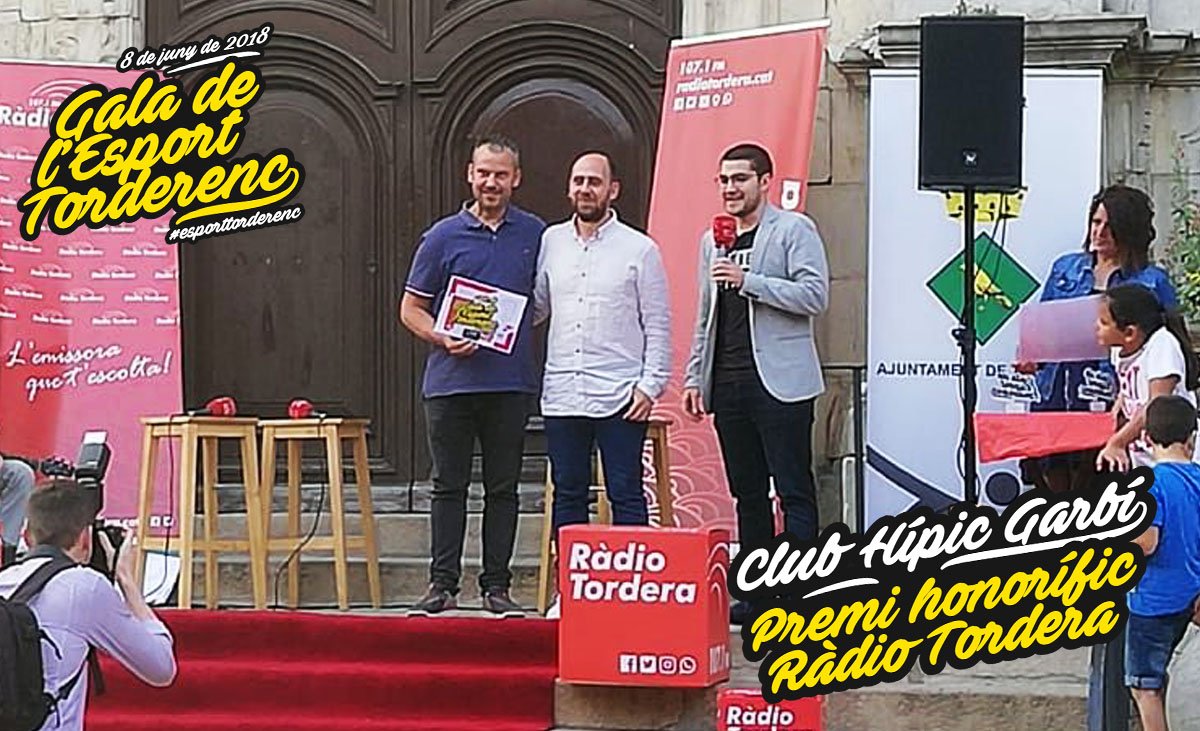 RadioTordera's tweet photo. El Club Hípic de Garbí rep el premi honorífic a la Gala de l'Esport  Torderenc per la seva contribució en en la promoció del poble. @showdelsesports  @TorderaHG #esporttorderenc https://t.co/M7C2WcJogA