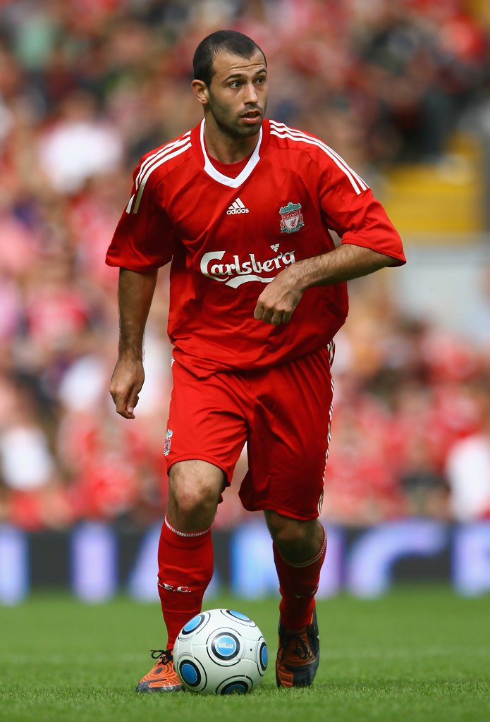 Happy birthday Javier Mascherano(born 8.6.1984)
2007-2010 LFC 139 games,2 goals(total)
YNWA! 