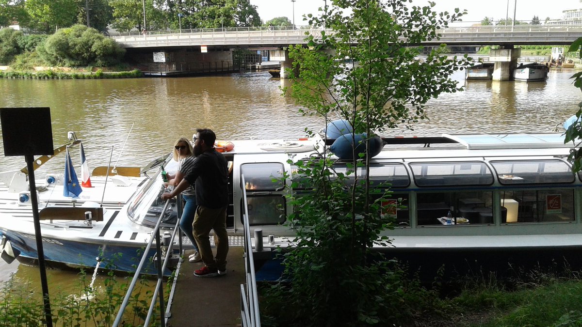 SarahBelkai's tweet photo. Grosse ambiance sur la croisière @contre_temps des partenaires @CE_Alsace #Strasbourg #festivalcontre_temps #teamCEA https://t.co/N0l19vts43