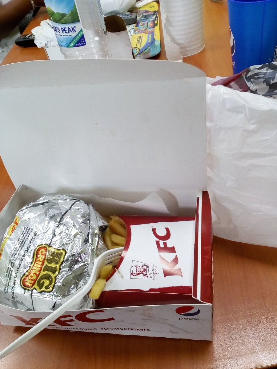 Antxny876's tweet photo. Was it worth it?
Yes! Yes it was
#kfc #WinnerBox https://t.co/pn8A44eiM1