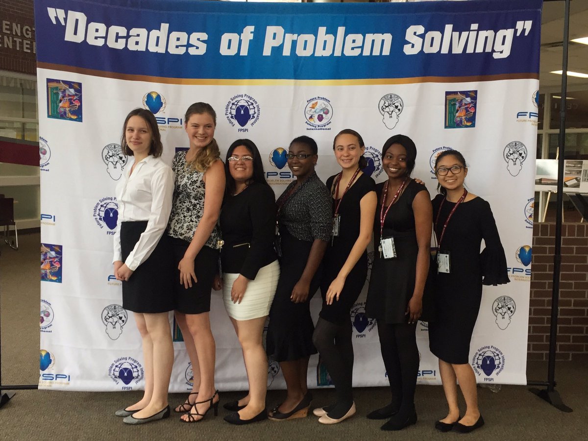 FlaglerFPS's tweet photo. @leadcmps looking sharp as they prepare for their interview this afternoon! @FPCHS @fpc_fpsclub @FlaglerSchools @Florida_FPS @FPSPI https://t.co/ytFAU8z5fK