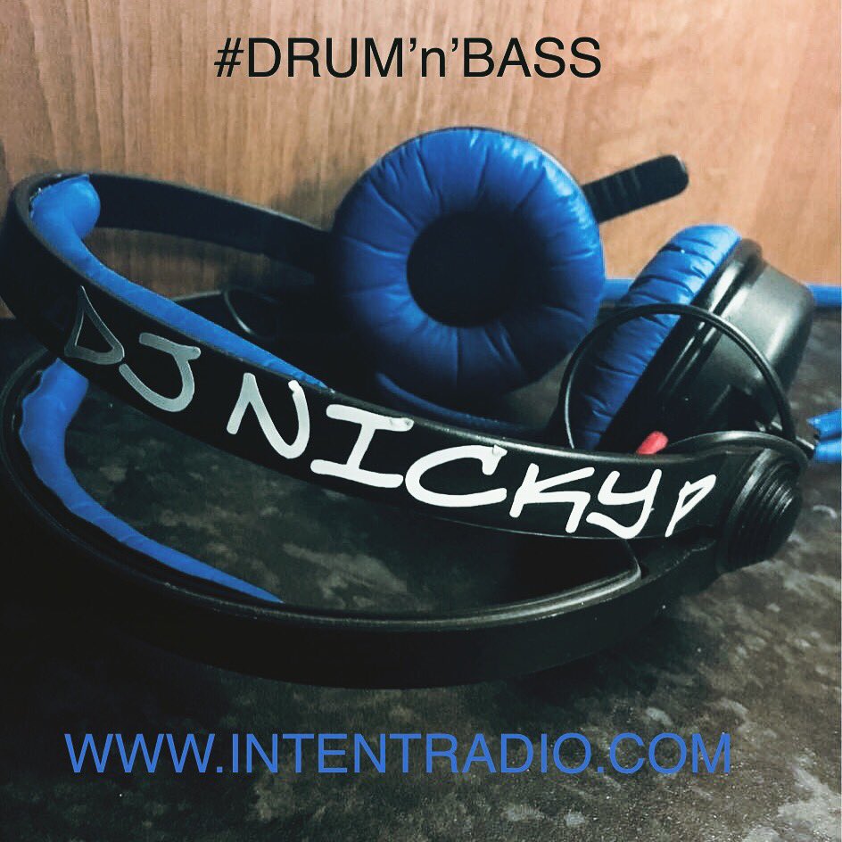 IntentRadio2's tweet photo. #NickyP #RadioShow #DnB #Drum&amp;Bass  🎶
📲👀 https://t.co/wHImlHC3HQ
🌐https://t.co/oQWGAjerwM
📻TUNE IN: https://t.co/WwTbmjBR36 
📸INSTA: Intent_Radio
👍 #LIKE our page @IntentRadio &amp; @IntentRadioLiveStream
📞07961 722 182 
👉APP #FreeDownload
https://t.co/fnfAQMpNSb https://t.co/D7EeQlrzs9