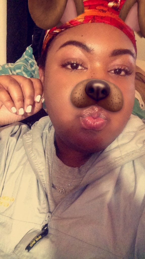 AsToldByBri__'s tweet photo. #BigFineFriday #PlusSizeTwitter 😛💗 https://t.co/O1QnvkTsun