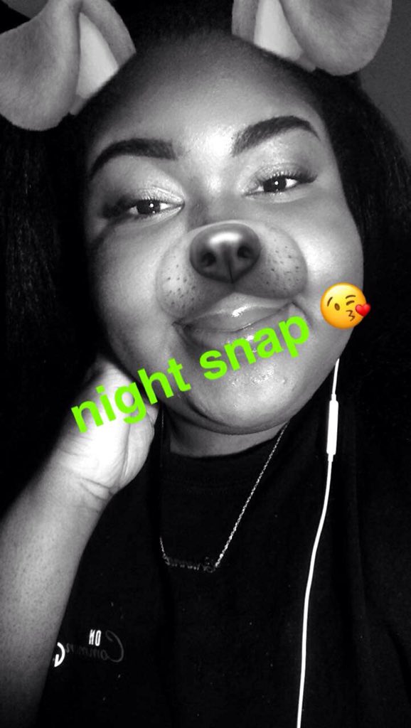 AsToldByBri__'s tweet photo. #BigFineFriday #PlusSizeTwitter 😛💗 https://t.co/O1QnvkTsun