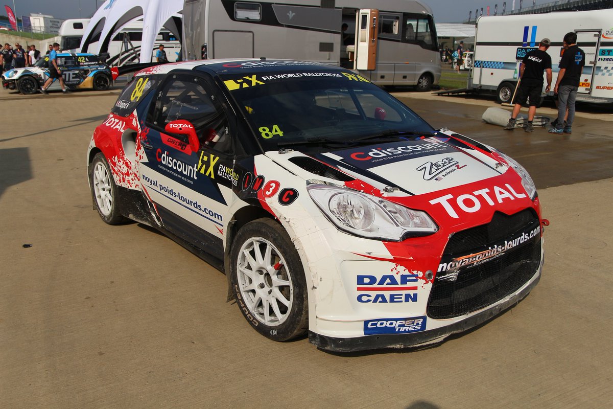 andrew_herny's tweet photo. Herve Lemonnier and his @CitroenRacing #DS3RX unfortunately didn't make the SFs of @FIAWorldRX @CooperTire @SilverstoneUK #Speedmachine #SilverstoneRX instead being eliminated after Q4. @Andrew_Coley #Lemonnier84 #Knapick #CooperTire https://t.co/Fu54BygjUy