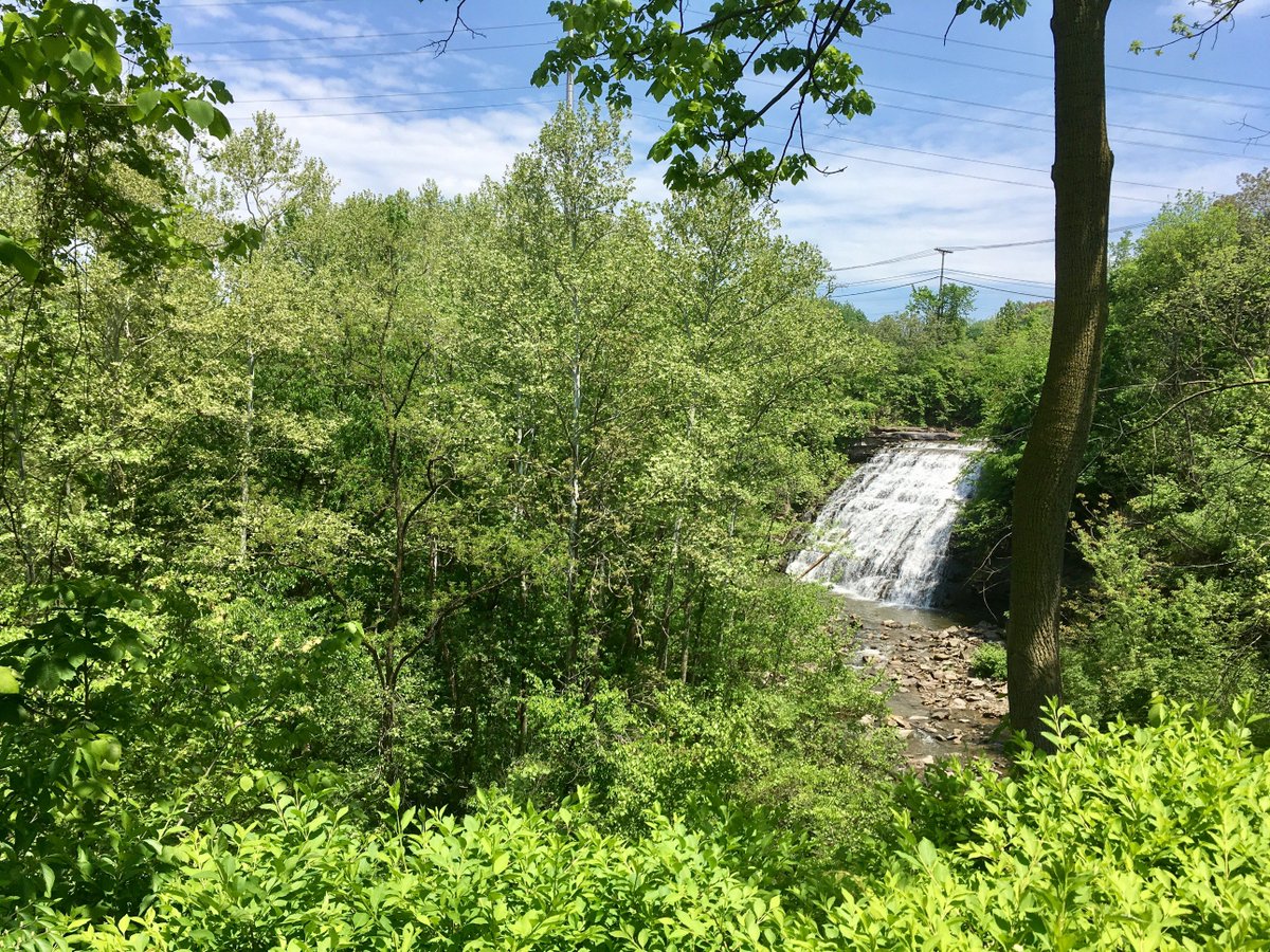 NuPointDC's tweet image. Be sure to Register for next week's @APA_CLE #WePlanCLE #EQUITY events!  The Miles Park/Economic Equity @janeswalk will meet at Mill Creek Falls Tuesday at 5:30!  View the full week of events online! #PlanningWeek @APA_Planning ohioplanning.org/aws/APAOH/pt/s…