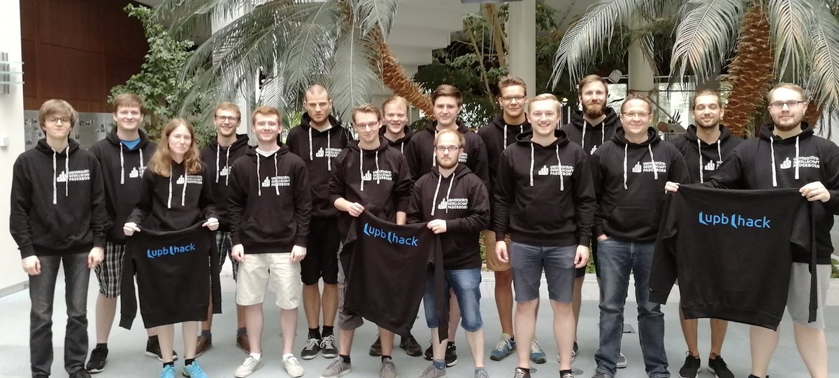 The <a href="/upbhack/">/upb/hack</a> team of @CompScience_UPB in its new team apparel, kindly provided by Universitätsgesellschaft Paderborn e. V.
