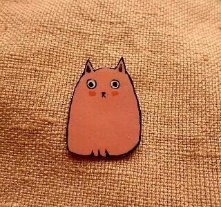 TheFluffAndPurr's tweet photo. Paranoid cat #pin is paranoid. 
#kitty #pet #catlovergift #customornament #kawaiipin #catpin #giftforpetlover #catstagram #catsofinstagram #instacats #crazycatlady #catportrait #ilovecats #catlover #catgifts #catsoninstagram #animallover #ilovemycat #cut… https://t.co/038Uih0wa6 https://t.co/Szd6BiXK6k