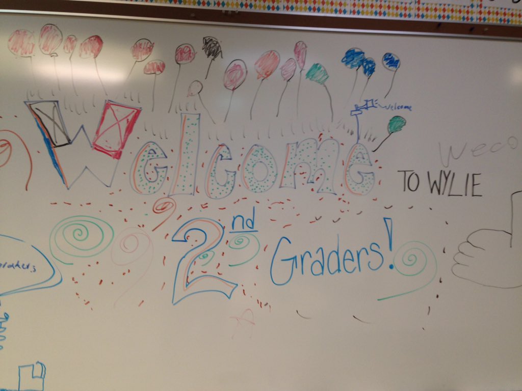 LynnetteS123's tweet photo. Visiting Wylie this afternoon for move up Day!!  We are super excited second graders!!!! https://t.co/Bd7DnSyuwB