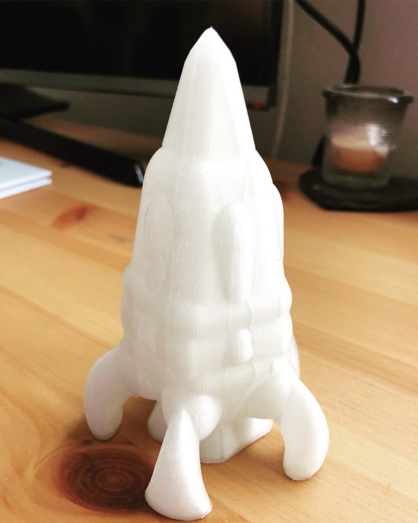AlwaysComputing's tweet photo. Retro rocket ship all done! Happy with the quality, and the 6yo boy is even happier!! 🚀🚀🚀
#3dprint #3dprinted #3dprinter #malyanm200 #monopriceselectmini #makerED #icefilaments https://t.co/ju7Zlpmt5m