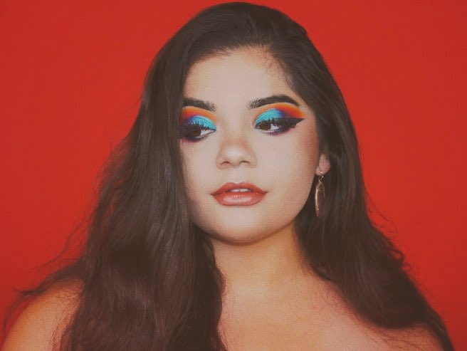 bflooo12's tweet photo. Super fun summer look!! 🐳🌴🌞

#undiscovered_muas #makeupforwoc https://t.co/Ix08bsxiq5