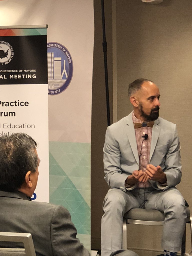 lblarrea's tweet photo. #USCM2018 #3rdEducRevolution .@mayorcabaldon #credentialing #digitalbadging asking how to leverage credentials in education! #microcredentials #value #identity .@WFSDallas @joancrigger1 @ResCareWFS @judymc15 @memattke @mcgough_andrew @PerkeyKevin @lmorris1908 https://t.co/VKsgSKBgBz