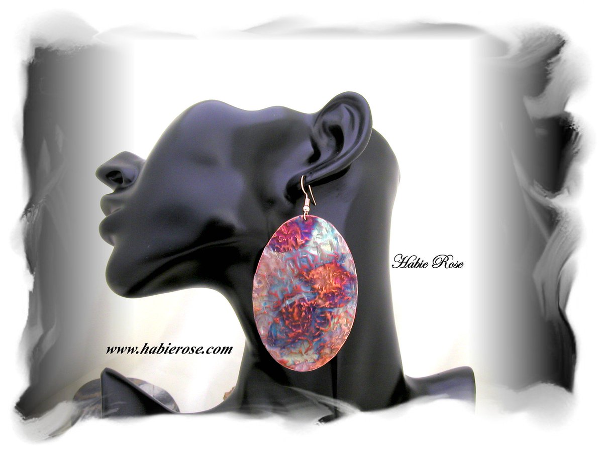 HabieRose's tweet photo. I love designing and creating jewelry that is a bit different. I love working with copper but also work with silver, gold filled and much more. #handmadejewelry #jewelrydesigner #fashion #celebritystylists #costumedesigners #fashiondesigner #jewelry https://t.co/FoAEo3TE4O