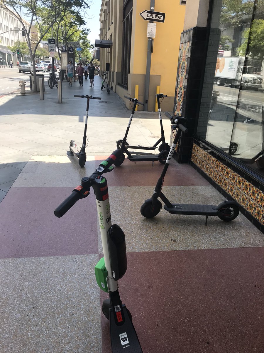 OGintheOP's tweet photo. COME. THE. FUCK. ON. @BirdRide @limebike @santamonicacity @SantaMonicaPD @SaMoPlanning #scooters #scooteridiot #SantaMonica #scooterinvasion #scooterbro #BadNeighbor #ProfitsBeforeSafety #BeBetter https://t.co/0v24nEmwsb