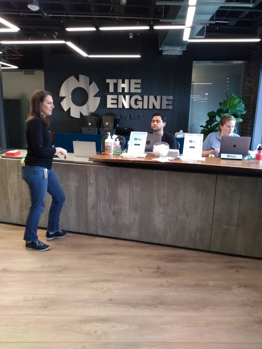 mpeire's tweet photo. Gran visita. Espectacular lo que están haciendo en la aceleradora de MIT @enginexyz . Conocimiento científico profundo y de nicho para crear compañías de impacto para el mundo. https://t.co/xSa7SytOV1