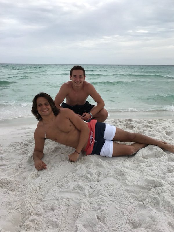 wblades11's tweet photo. It’s an Ex Boyz #NationalBestFriendsDay #HookEm #Ujex #Gremex #Chvchex https://t.co/5WLCX1h7Nw