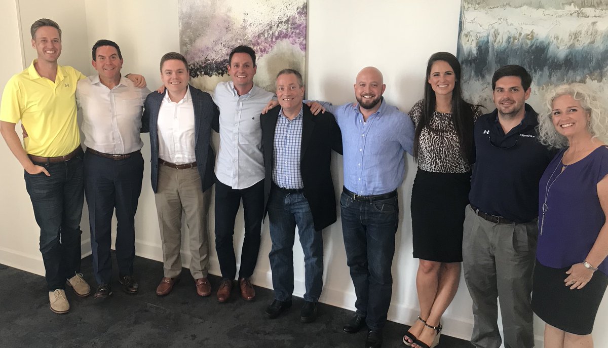 NashvilleCity's tweet photo. Excellent round table discussion with @MarkScrivner and Ben Rigsby of @SnapShot_Nash in the last class of this Masterminds Series! Upcoming Masterminds Series dates will be announced soon! Interested in joining NCC? 615.244.3693 or email contactus@nashvillecity.com https://t.co/ZyyDTqKGr7