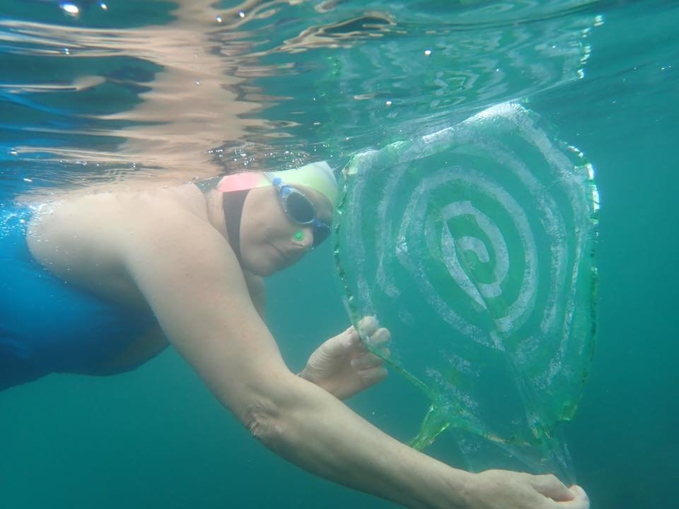 PenzanceHour's tweet photo. Fished out of the sea today at Battery Rocks by one of the famous Belles. #balloonskill #5minbeachclean #heroine https://t.co/6OOt15JOGi