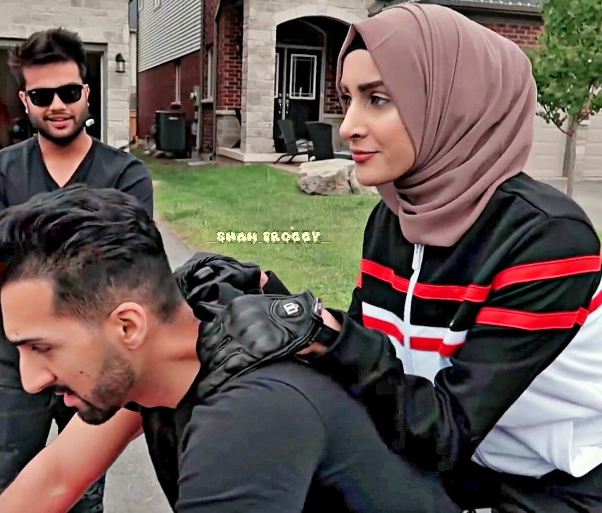 froggy_sham's tweet photo. Today vlogs shroggy diver motor check my insta nd follow shortly some love 💖💕 __sham_froggy__ username @Shamidrees @queenfroggy
.
(#shamidrees #queenfroggy #shamfroggy #shadikarle #shroggy #teamshroggy #teamrebel #teamsham #teamfroggy #__sham_froggy__ @Shamidrees @queenfroggy https://t.co/sqiZRbG1Uu