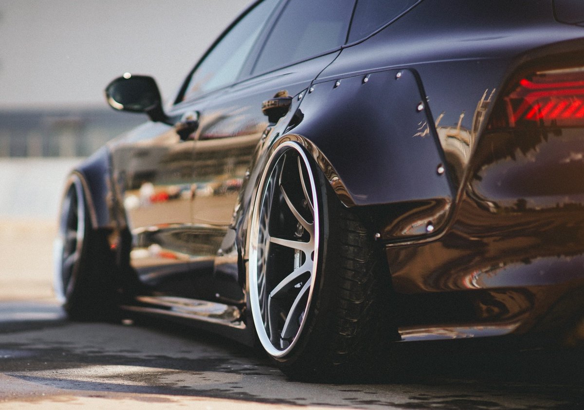 ECSTuning's tweet photo. Clinched = Absolutely Bonkers
https://t.co/pydgitkGVU
#ecstuning #audi #widebody #wideaf #stance #dtm #ducktail #overfenders #ultimateklasse https://t.co/jhlJAyT3Ua