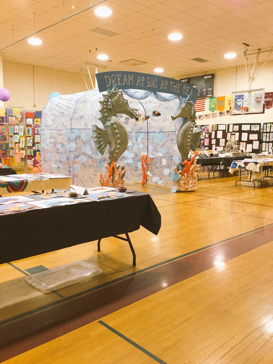 artosaurus_rex's tweet photo. Sneak 👀🎨🙌🏽 #artnighttonight 6:30-8:30pm @WeAreMPSD #MPSDK8 https://t.co/CaAFjGUEJI