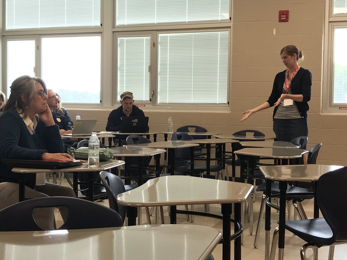 JoyceLPushpak's tweet photo. @MrsKeating12 delivering her presentation like a pro! She’s a rockstar! @BathElementary @SuptMontgomery @KathyNolan20 #FlippedClassroom #KEEP18. https://t.co/C51HgjIV71