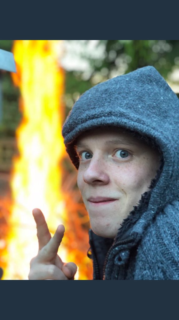 DilCakes2's tweet photo. This is a bit shit lol but it took me a while so I’m gonna post it anyway @JamieBeltman https://t.co/xqLgxuZkls