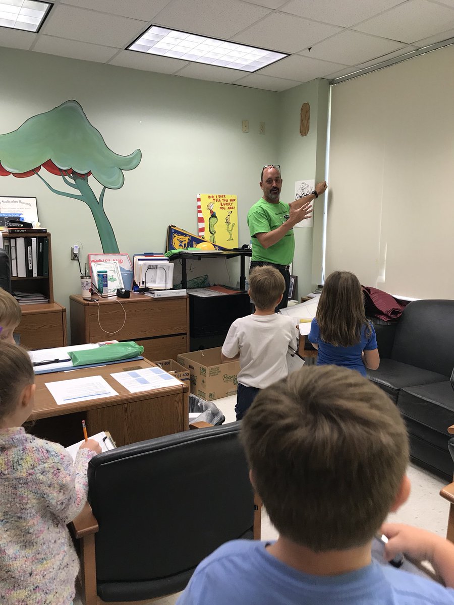 TeachMrsDTeach's tweet photo. Our #SummerScienceInstitute Firsties at @The_GESGators went on a exploration walk to find examples of push/pull! We even stopped in to visit Principal @faustman65113! @IRCSchools https://t.co/UpprtRV5Gl