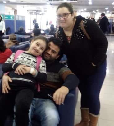 ¡Por fin! Después de 3 años de espera #Monse recibirá su esperado Trasplante de corazón. Ahora está ingresando a pabellón, sus padres emocionados, felices y muy nerviosos están viviendo el día que tanto soñaban, gracias a un donante que le ha dado una oportunidad. ¡Vamos Monse!