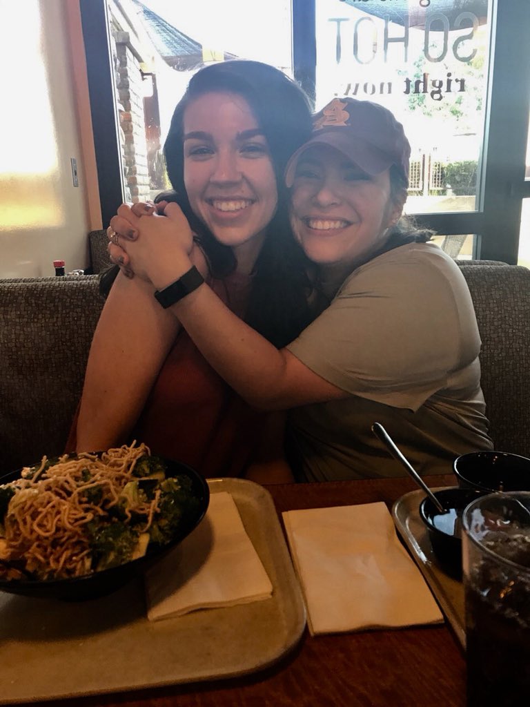 033Nichole's tweet photo. Happy National Best Friends day to the most important people In my life☺️ https://t.co/5xE4U1YtxM