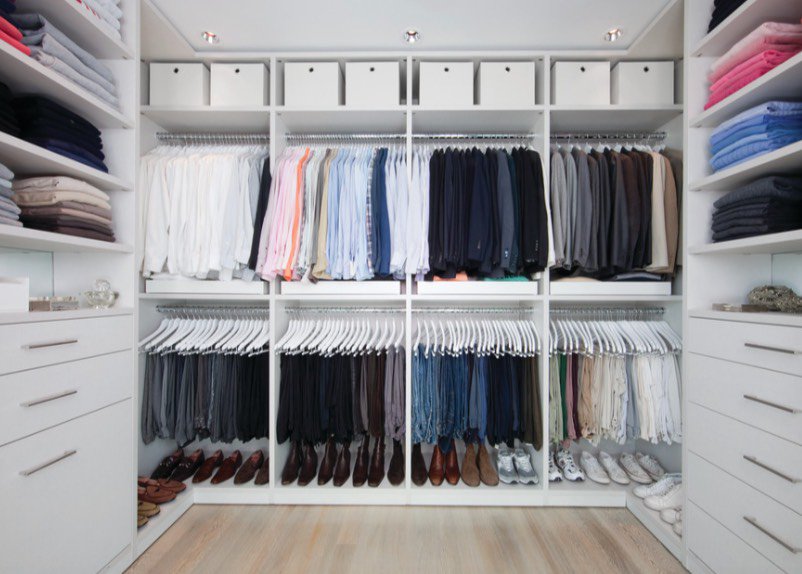 mymovellc's tweet image. Clear home, clear mind. Kick your cleaning into high gear with our top tips for decluttering. bit.ly/2sGAgOu #organization #homeorganization #cleaning