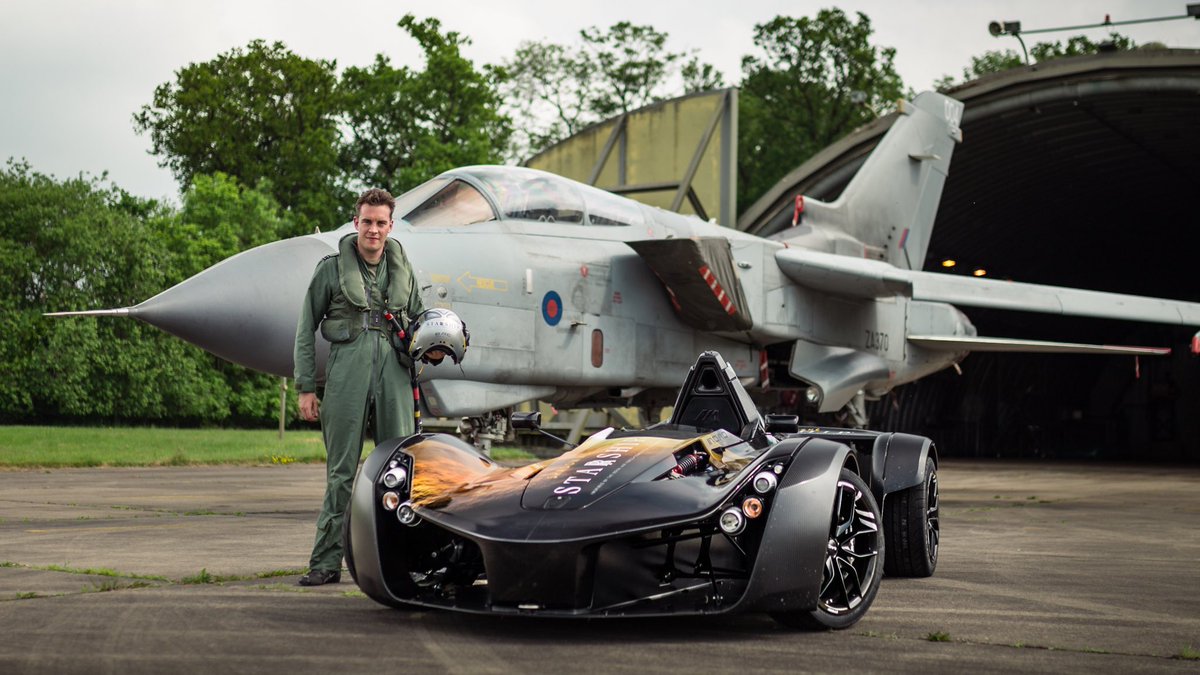 MarcusRamsden_'s tweet photo. Who’s going to @cosfordairshow? I’ll be in the STEM Hangar with the #STARRSHIP BAC Mono. Come say hello and find out more about this exciting space themed #RAF100 #STEM project! https://t.co/AjFvduA4lJ
