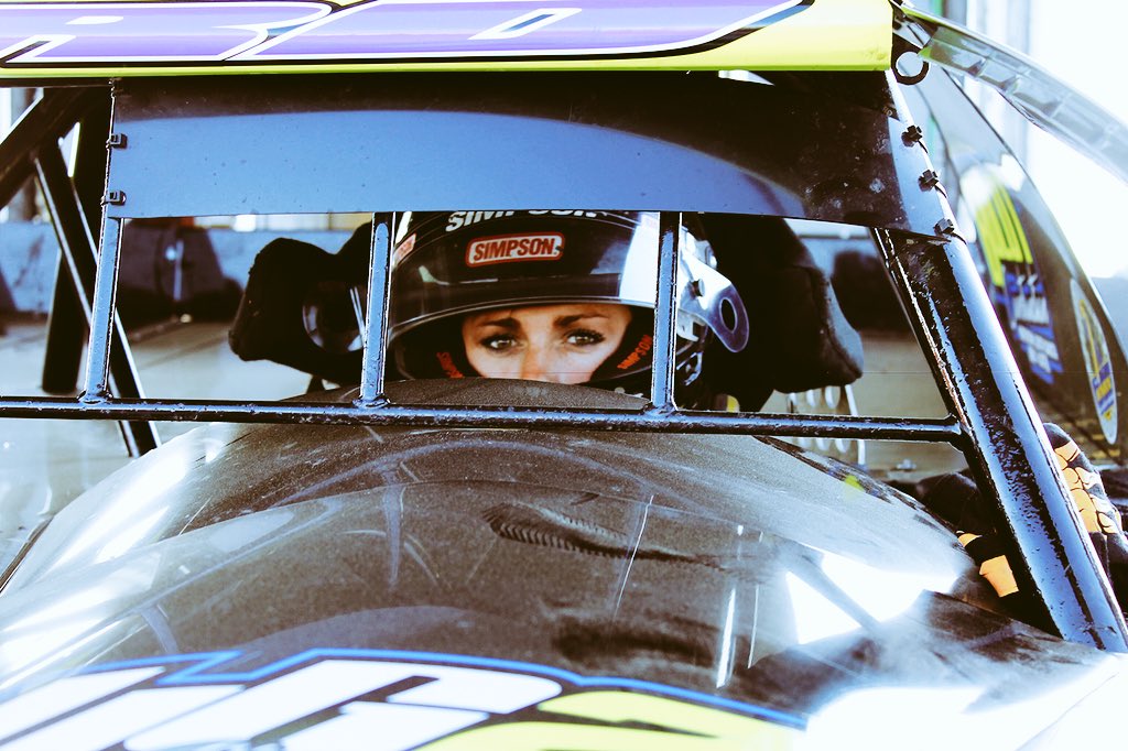 Its time to strap back in and go racing!🤘🏽🏁 
#TeamPFC #QA1Team #MRPTeam #FastTrackToFame