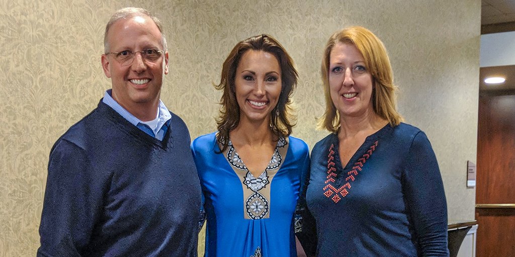 Brandi Davis (davis_brandi) Twitter