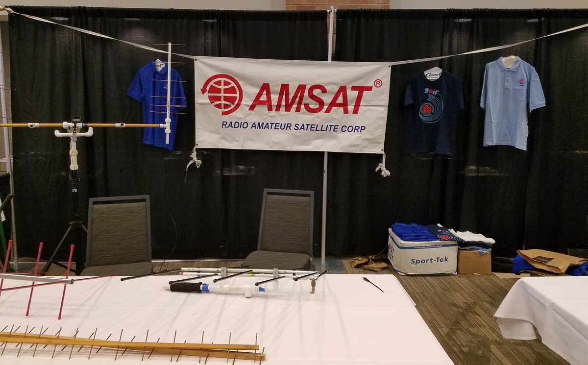 AE5PH's tweet photo. The #AMSAT booth at #HamCom is open for business. Please stop by!π https://t.co/YTNPuOYE2p