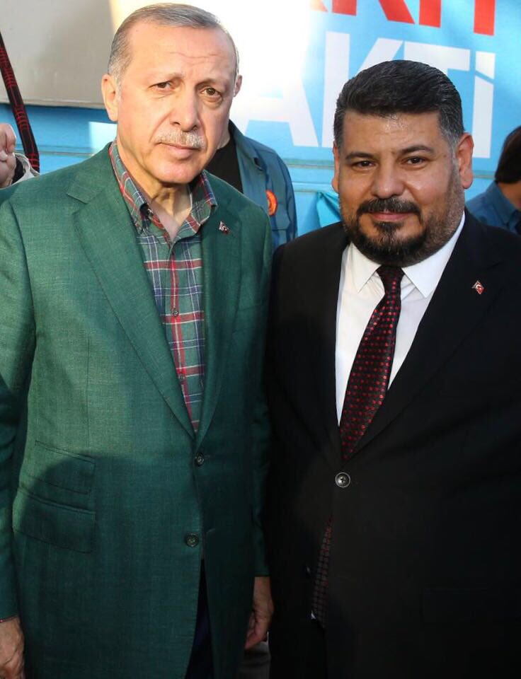 AK Parti Defne İlçe Başkanı Kıymetli kardeşim Kenan TÜRKMEN, Milletin adamı Cumhurun Başkanı Sayın Recep Tayyip ERDOĞAN’a Zülfikar’ı taktimleri bizleri gururlandırdı. #ReisİleDEVAM