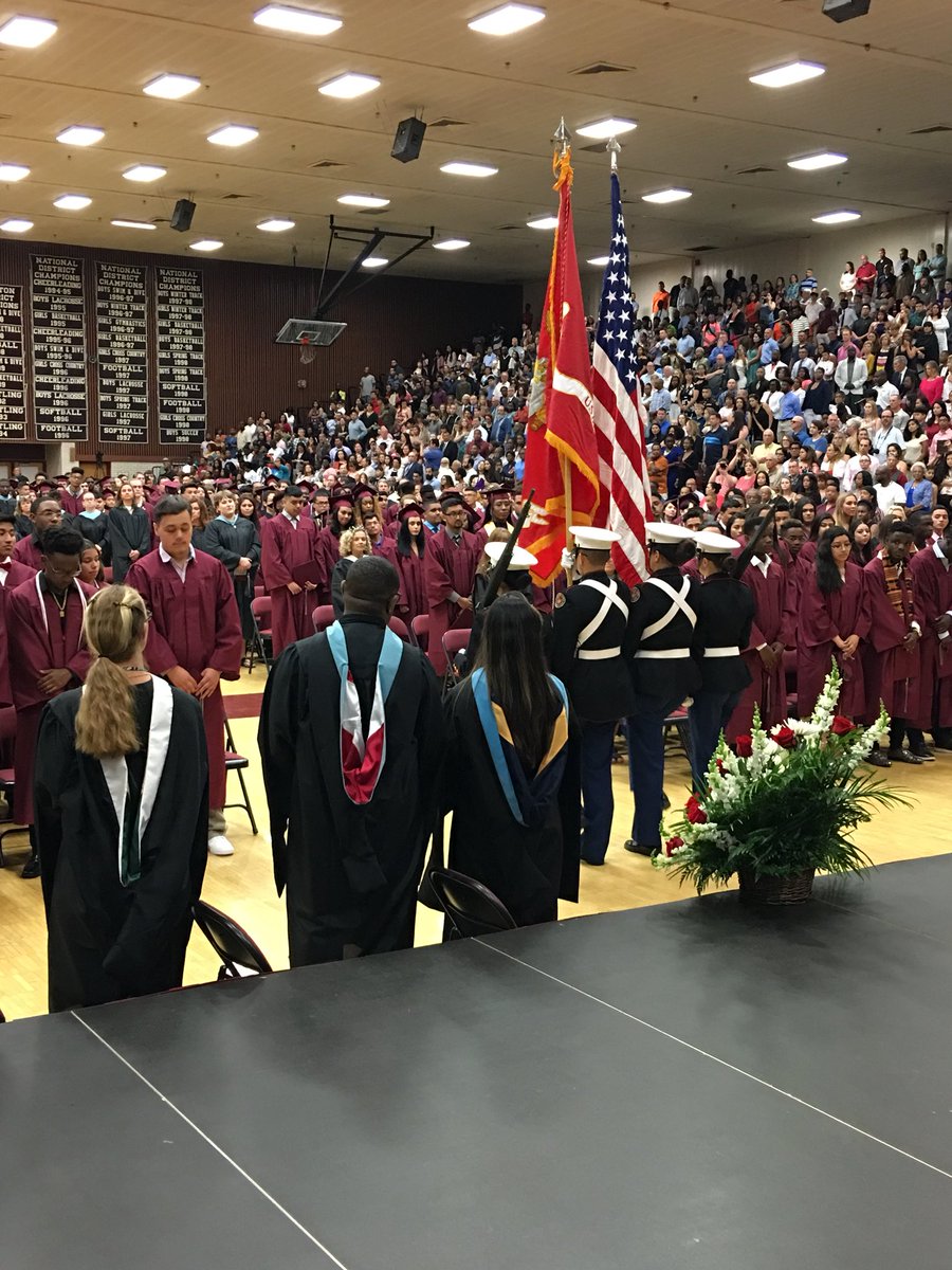 FCPSR3's tweet photo. Commencement has begun  @MVMAJORS - you can feel the pride and excitement for the MVHS Class of 2018! https://t.co/H9gZOd89Od