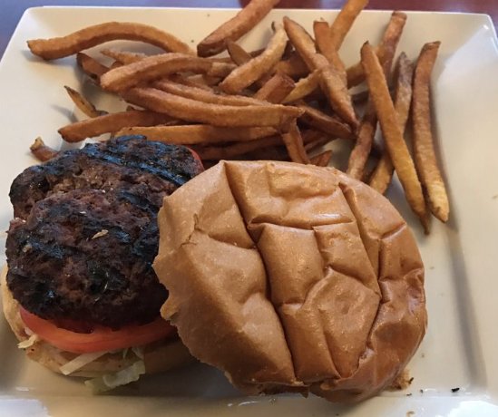 BowensLandingSC's tweet image. Dinner at Bowen's Landing? We vote yes! 
.
.
.
#BowensLanding #InmanSC #InmanEats #SCEats #ExploreSC #Foodies #FoodPhotos #FoodPics